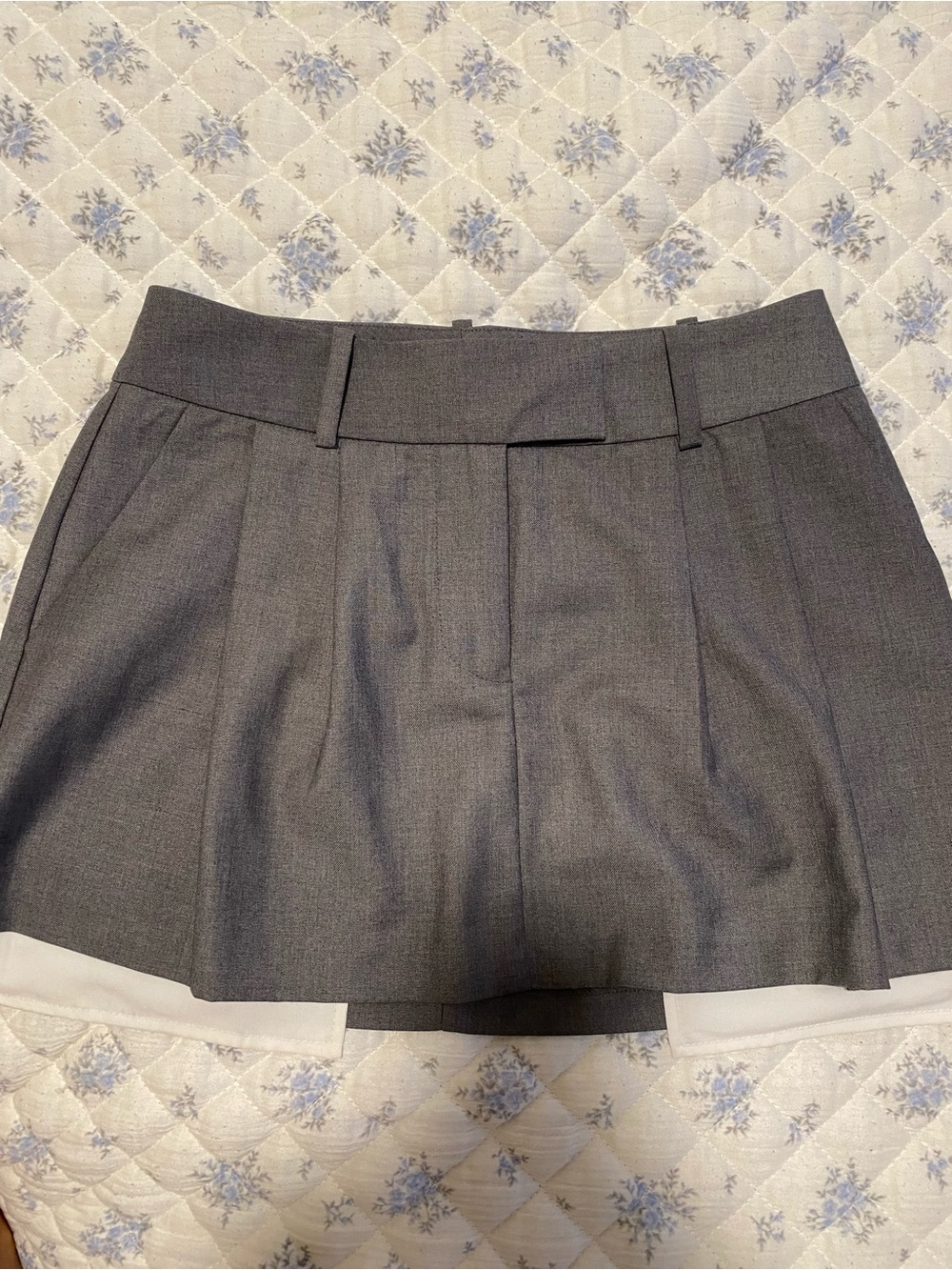Wayf Gray Pleated Skort